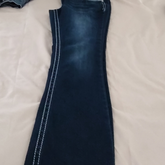 Jeans - Picture 3 of 3